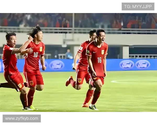 中国足球队备战世界杯预选赛全力冲击小组头名目标新帅战术创新受期待 中国足球队备战世界杯预选赛全力冲击小组头名目标新帅战术创新受期待